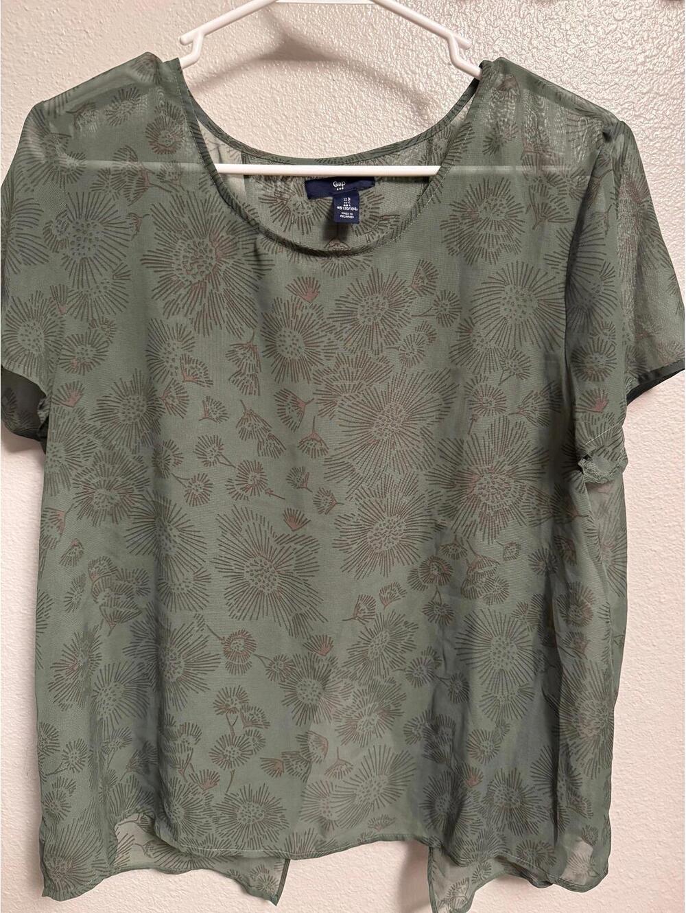 Gap Open Back Shirt Green - Size Women's Large